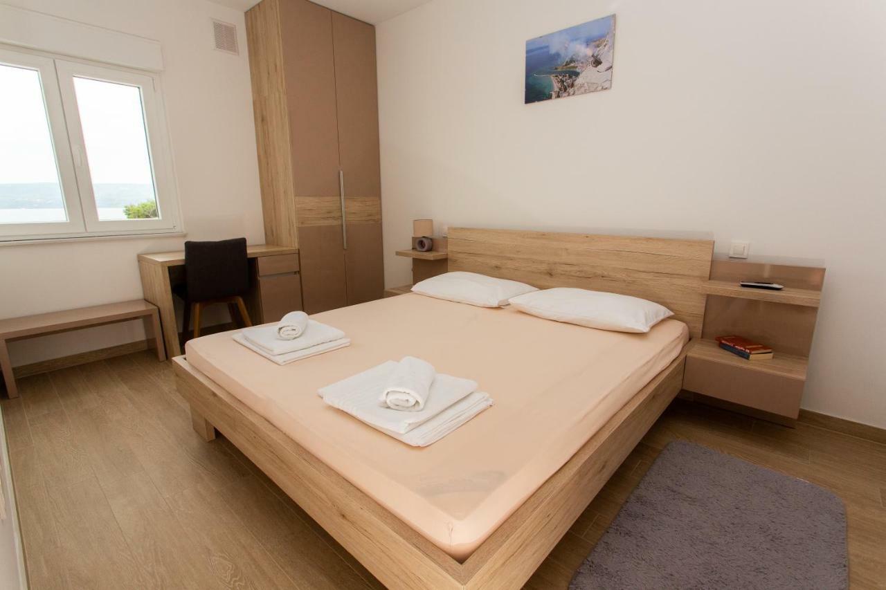 Villa Sara With Sea View And Private Heated Pool Omiš Dış mekan fotoğraf