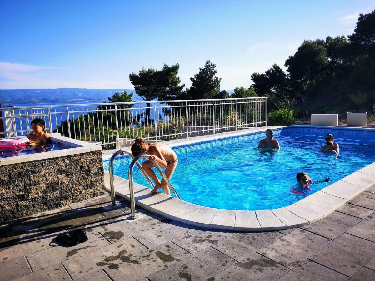 Villa Sara With Sea View And Private Heated Pool Omiš Dış mekan fotoğraf